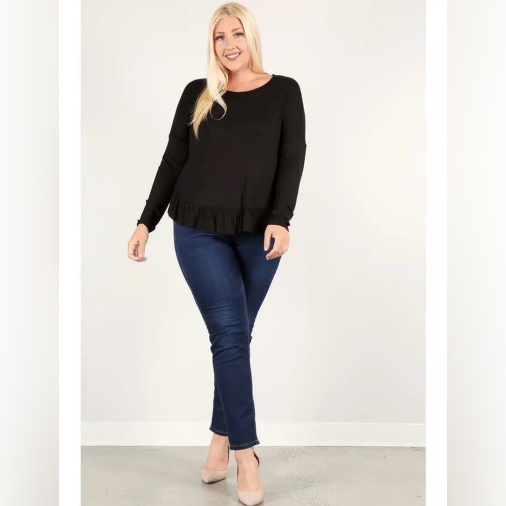 Black Ruffled Hem Ribbed Top